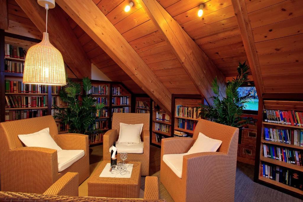 Hotel Haus Silberbach ゼルプ エクステリア 写真